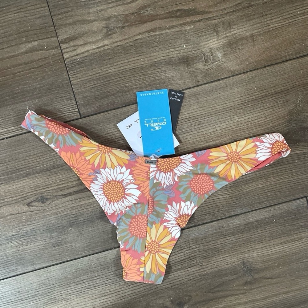 NWT O'Neill cheeky sunflower bikini - Picture 2 of 2